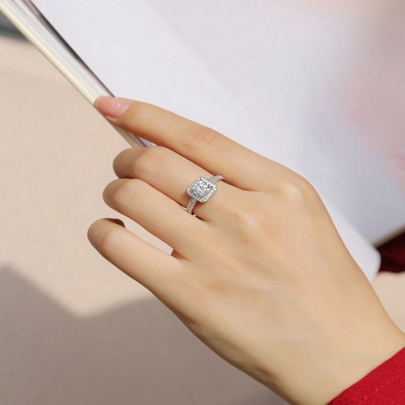 Certified 1ct. t.w. Moissanite Diamond Square Halo Wedding Engagement Ring NEW - Picture 4 of 11